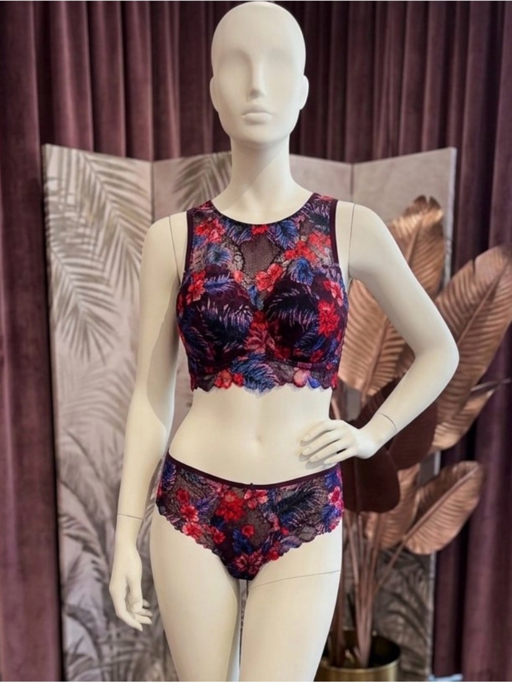Victoria’s Secret pinkFloral Lace High-Neck Bralette & Bikini Set - Purple / Red